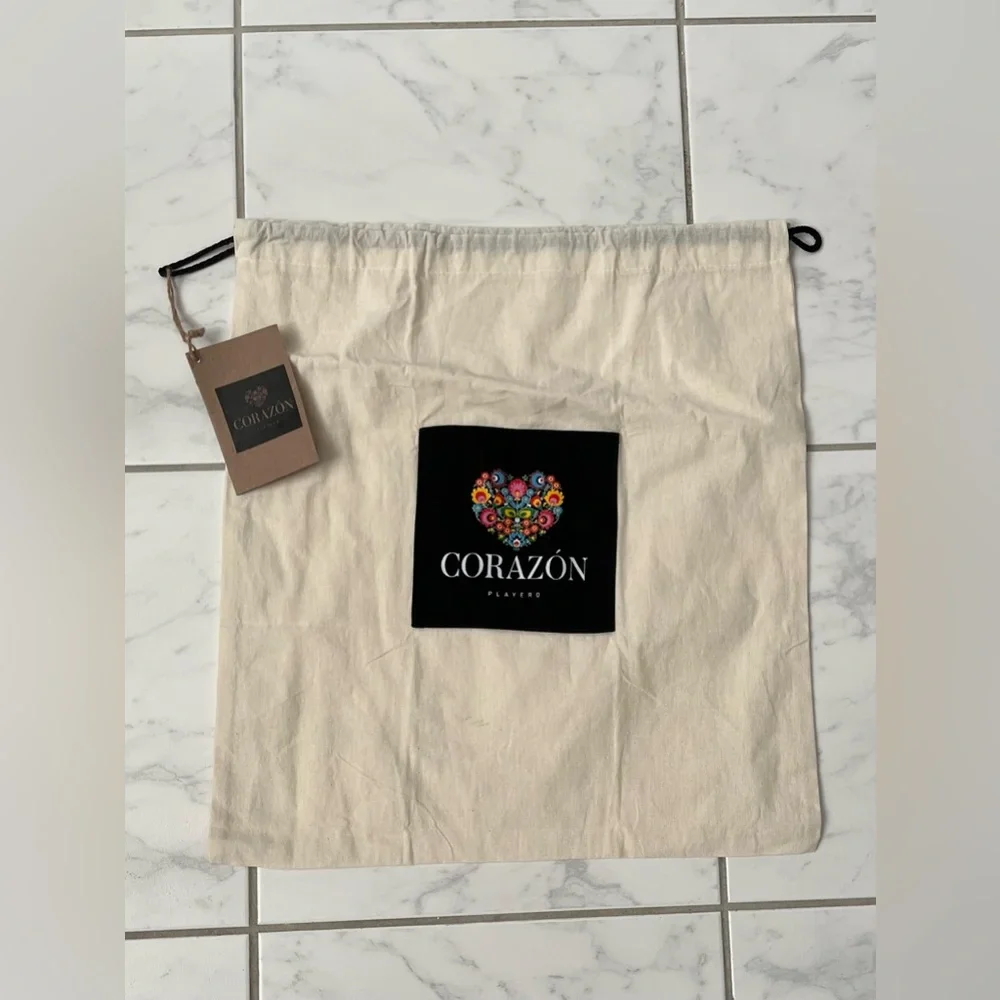 Corazón Playero Drawstring Bag